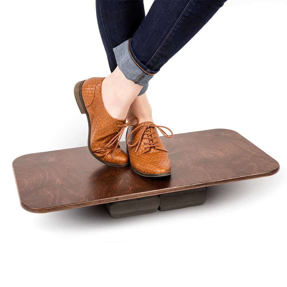 Evolve your balance while using your standing desk with Active Standing. Wood board and adjustable foam feet to activate core, back, leg and ankle muscles